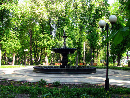 Красивейшие парки украинской столицы